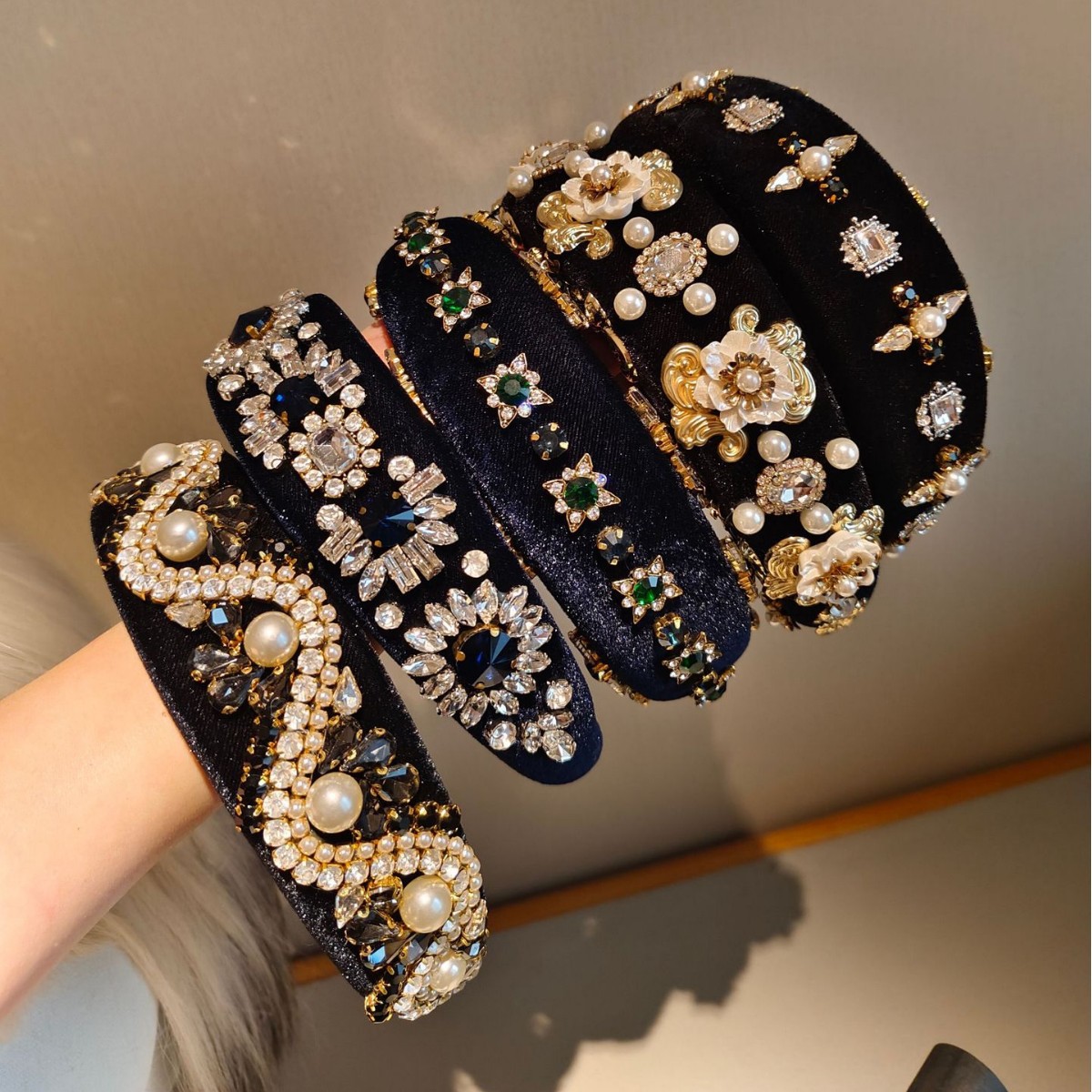 Jesienno-zimowa wyprzedaż: Ret – Women Accessories Sale recenzja i cena