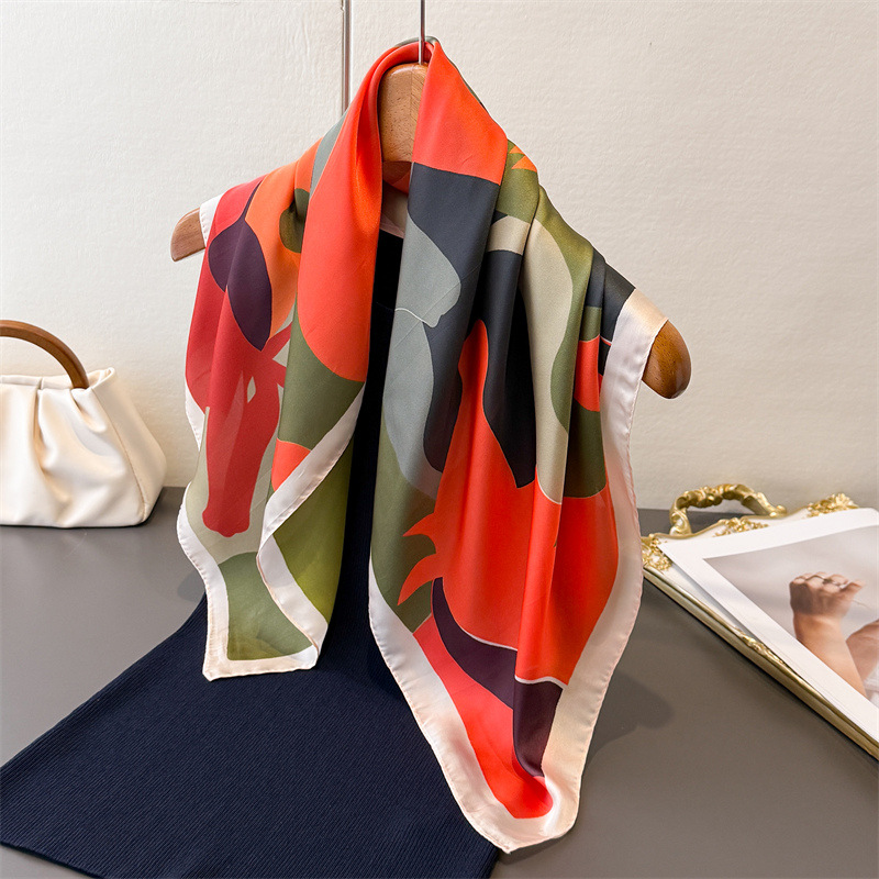 Nowa damska kwadratowa apaszka – Silk Scarf Square recenzja i cena
